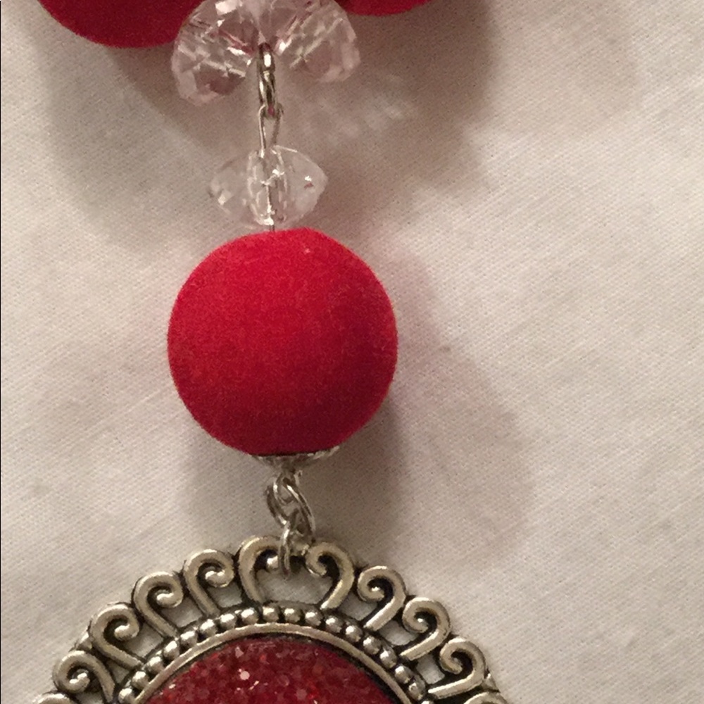 Red Cameo Statement Necklace - Picture 7 of 8